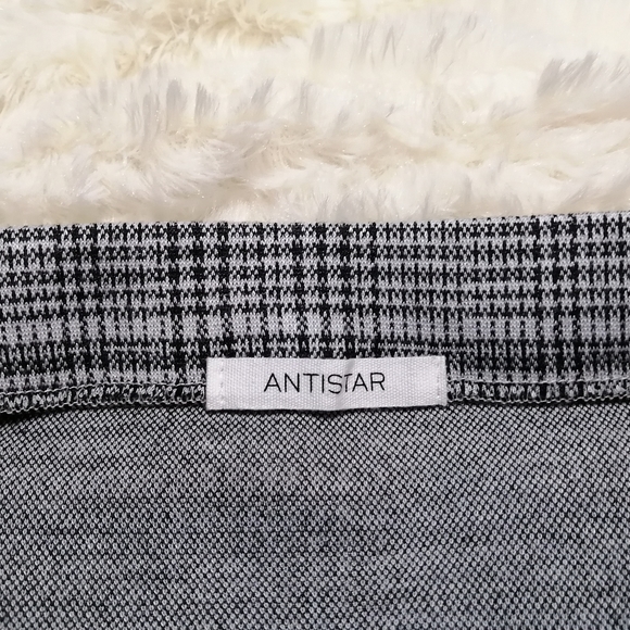 Antistar Soft Plaid Mini Skirt With Thigh Slit - Picture 4 of 7